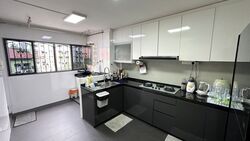 Blk 241 Jurong East Street 24 (Jurong East), HDB 3 Rooms #579047371